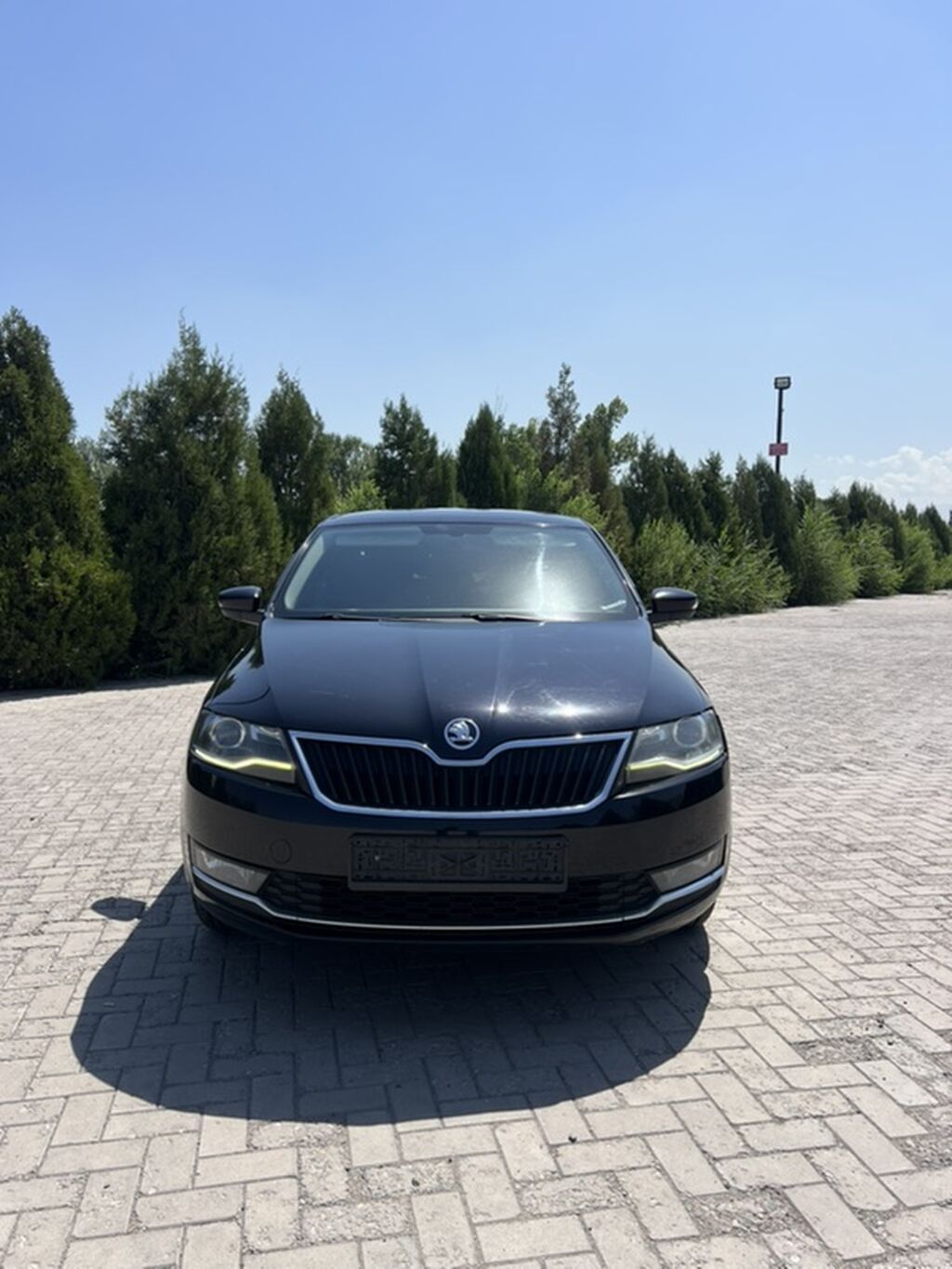 Skoda Rapid: 2018 г., 1.6 л, Автомат, Бензин, Седан: фото 1