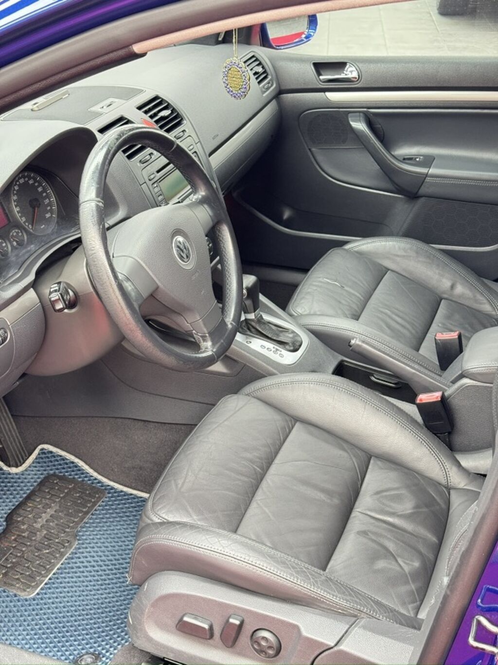 Volkswagen Golf V: 2004 г., 2 л, Типтроник, Бензин, Хэтчбэк: фото 7