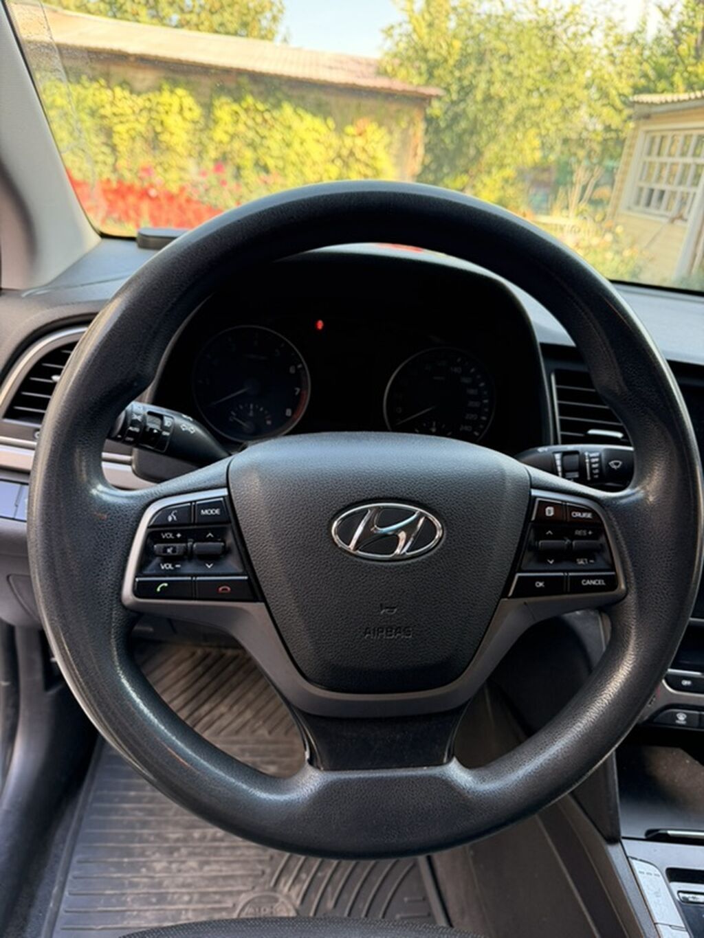Hyundai Elantra: 2017 г., Седан: фото 8