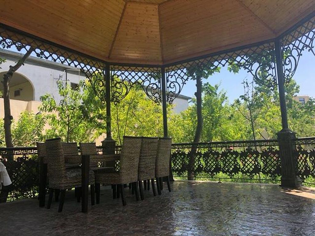 Novxanıda 9 otaqlı həyət evi kirayə verilir, 2 000 m², 6 000 AZN/ay, şəkil 2 / 12