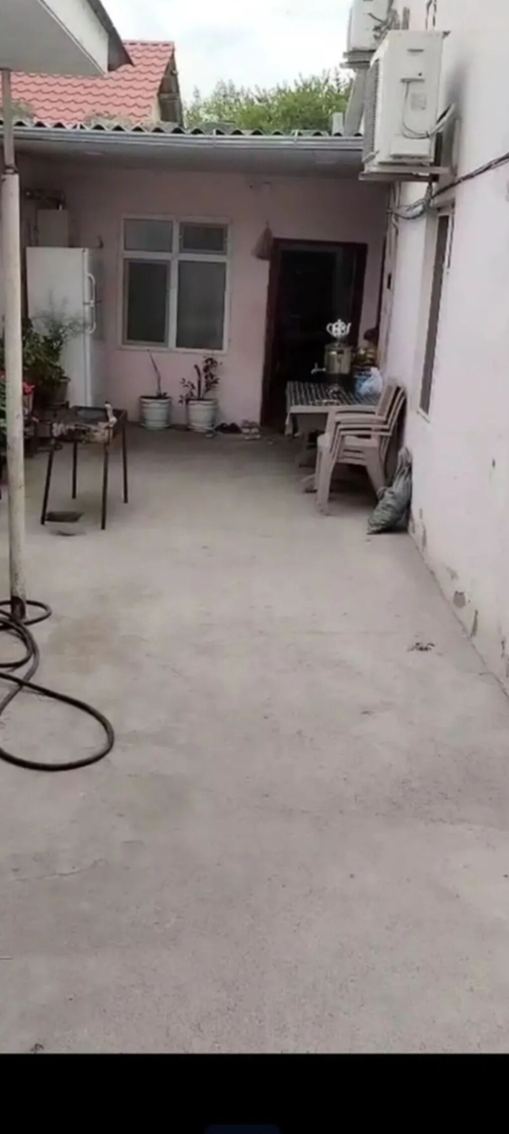 Bakıxanov qəs. 3 otaqlı, 90 kv. m, Orta təmir