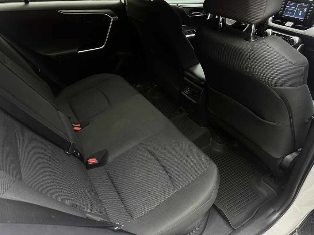 Toyota RAV4: 2019 г., 2.5 л, Типтроник, Гибрид, Кроссовер: фото 5