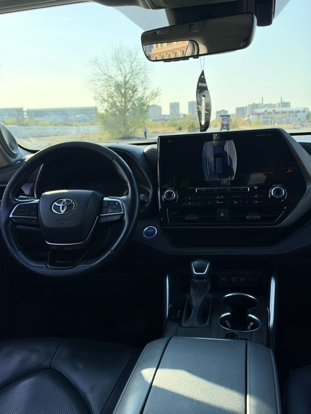 Toyota Highlander: 2021 г., Гибрид, Кроссовер: фото 7