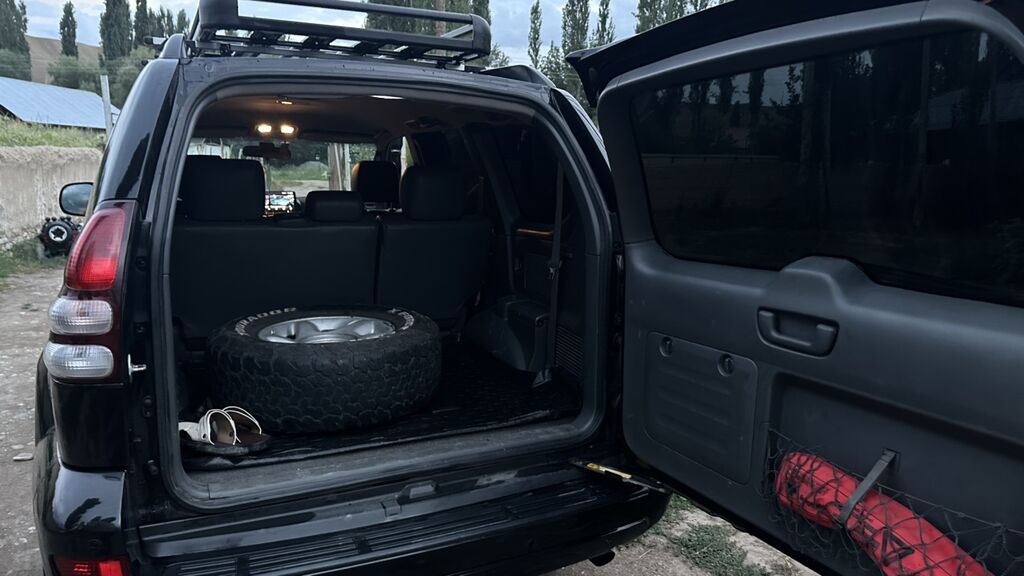 Toyota Land Cruiser Prado: 2007 г., 4 л, Автомат, Газ, Внедорожник: фото 7