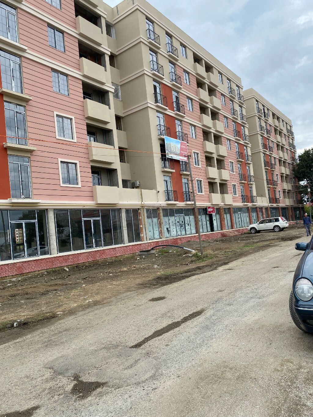 2 otaqlı, Yeni tikili, 79 kv. m