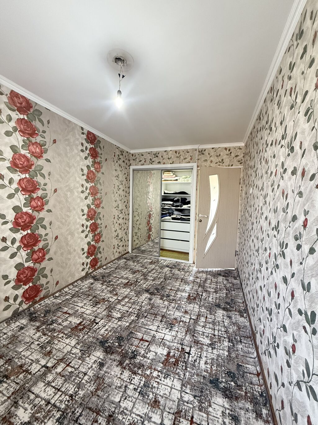 3 комнаты, 58 м², Дордой Плаза ТРЦ 104 серия, 5 этаж, Косметический ремонт: фото 4