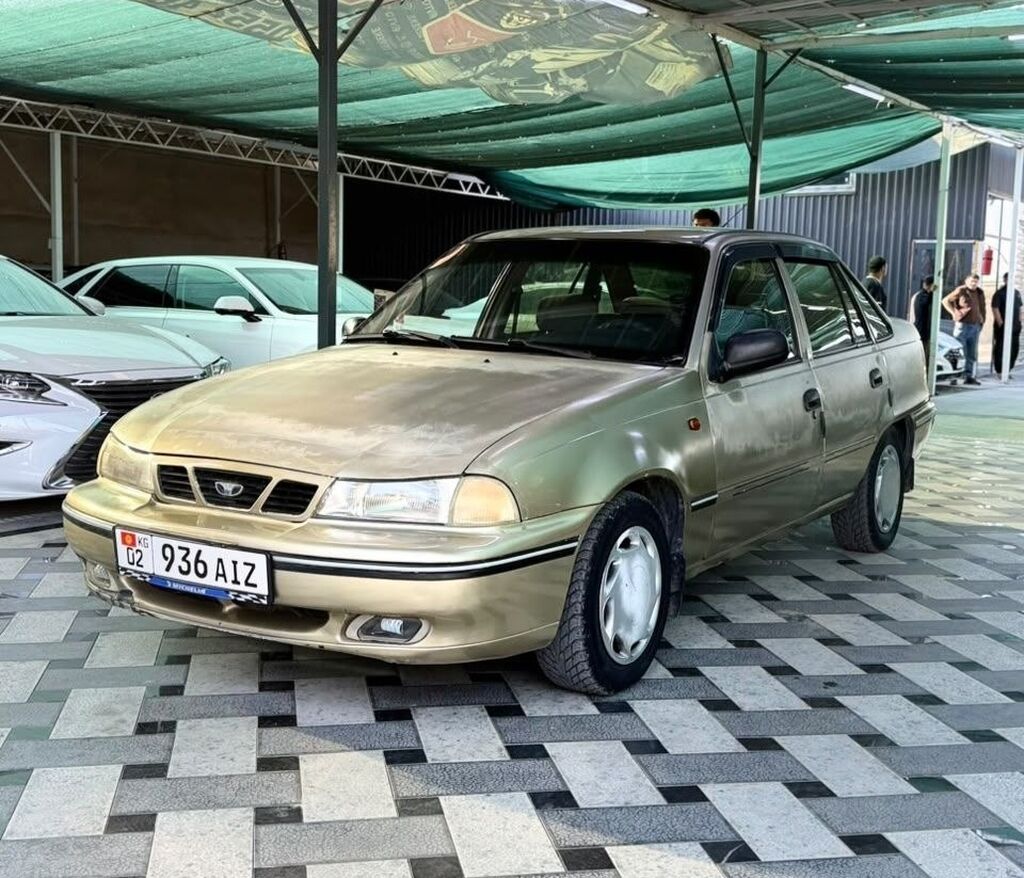 Daewoo Nexia: 2006 г., Механика, Бензин, Седан: фото 1