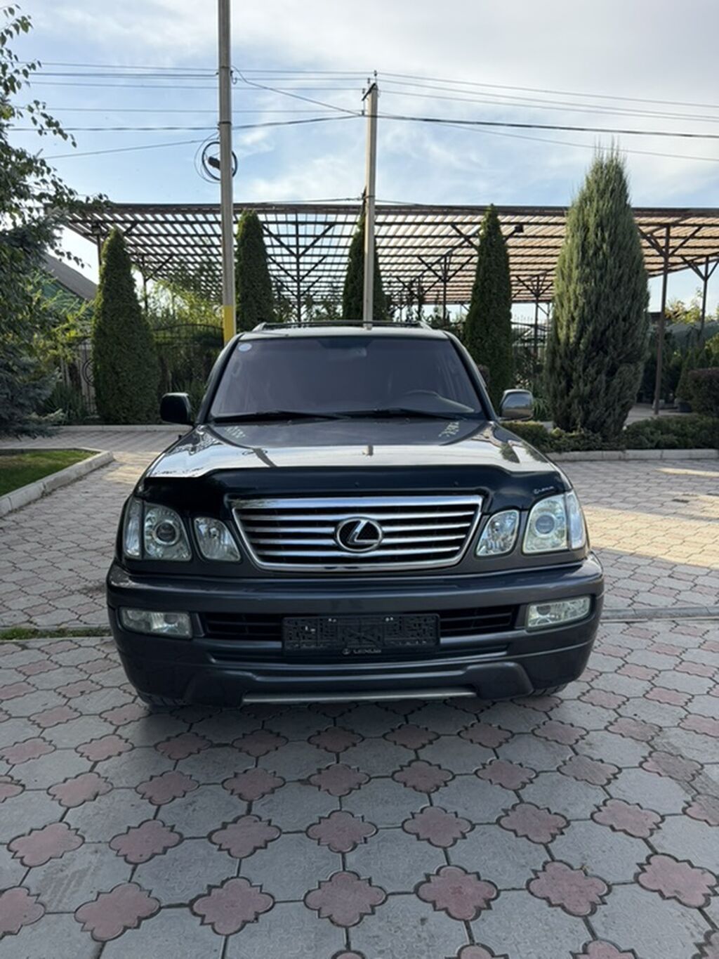 Lexus LX: 2006 г., Автомат, Газ, Внедорожник: фото 1
