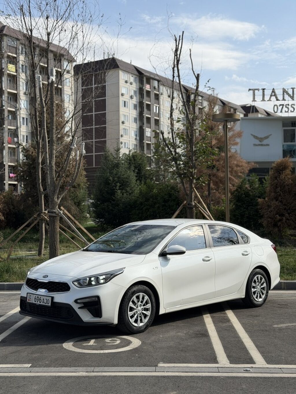 Kia K3: 2021 г., 1.6 л, Автомат, Бензин, Седан: фото 3