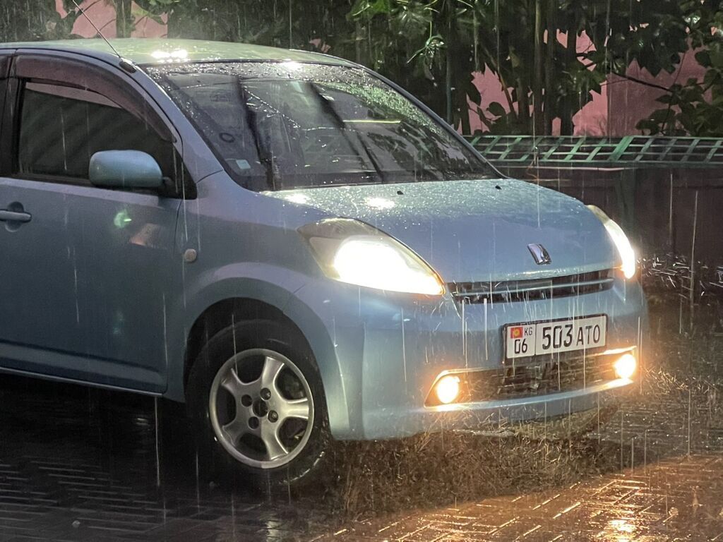 Toyota Passo: 2024 г., 1.3 л, Автомат, Бензин, Хэтчбэк — фото 2