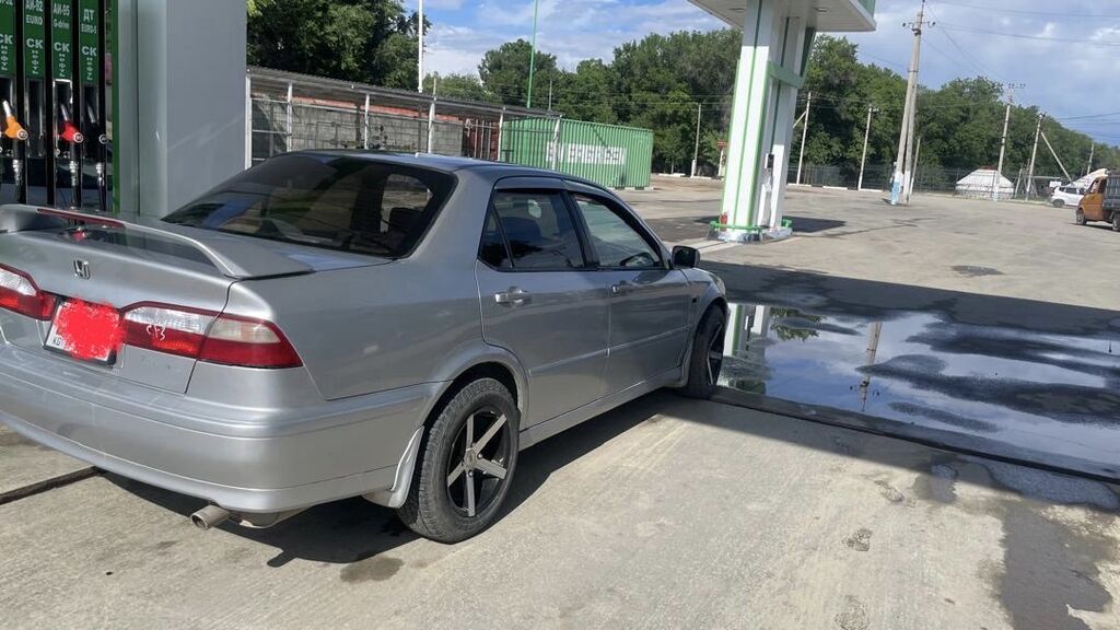 Honda Accord: 2001 г., 1.8 л, Автомат, Бензин: фото 4