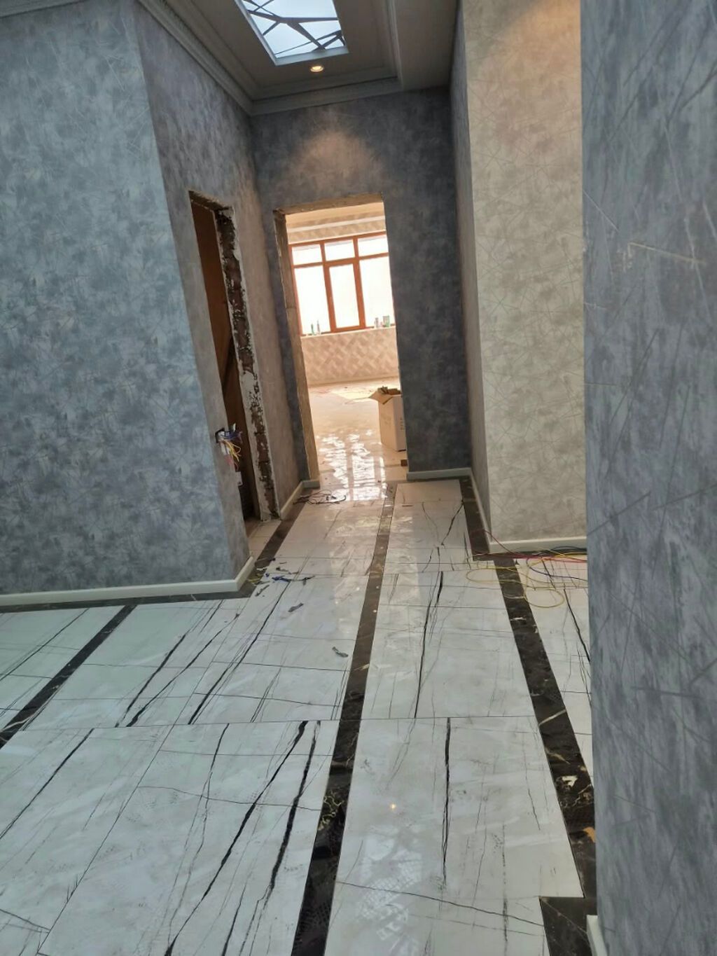 5 otaqlı, Yeni tikili, 215 kv. m