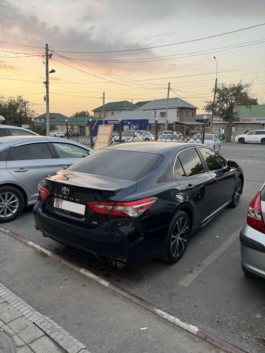 Toyota Camry: 2018 г., 2.5 л, Автомат, Бензин, Седан: фото 3