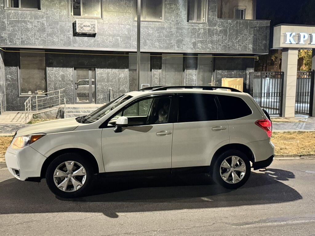 Subaru Forester: 2016 г., 2.5 л, Вариатор, Бензин, Кроссовер: фото 3