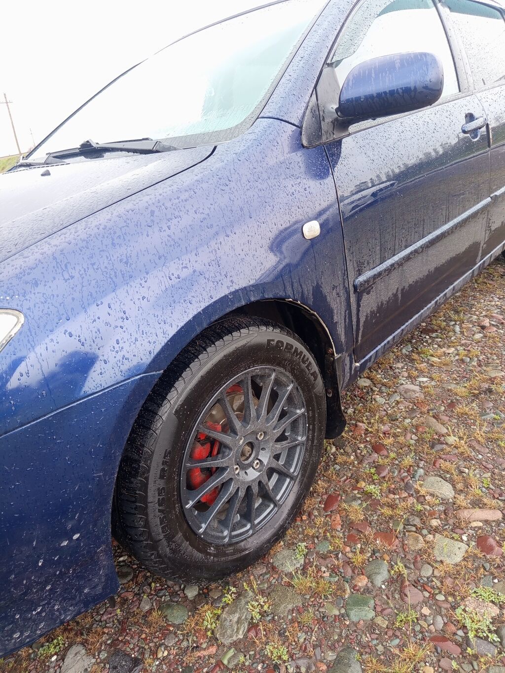Toyota Corolla: 2005 г., 1.4 л, Механика, Бензин, Хэтчбэк: фото 1