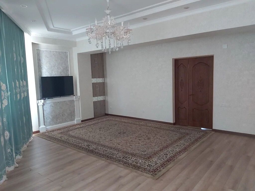 3 комнаты, Собственник, С мебелью частично