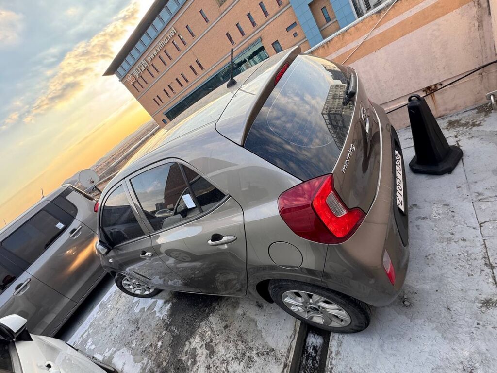 Kia Morning: 2020 г., 1 л, Автомат, Бензин, Хэтчбэк: фото 4
