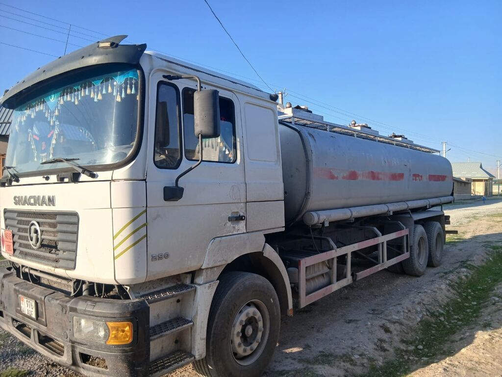 Автоцистерна Shacman для перевозки ГСМ и других жидких грузов: фото 1