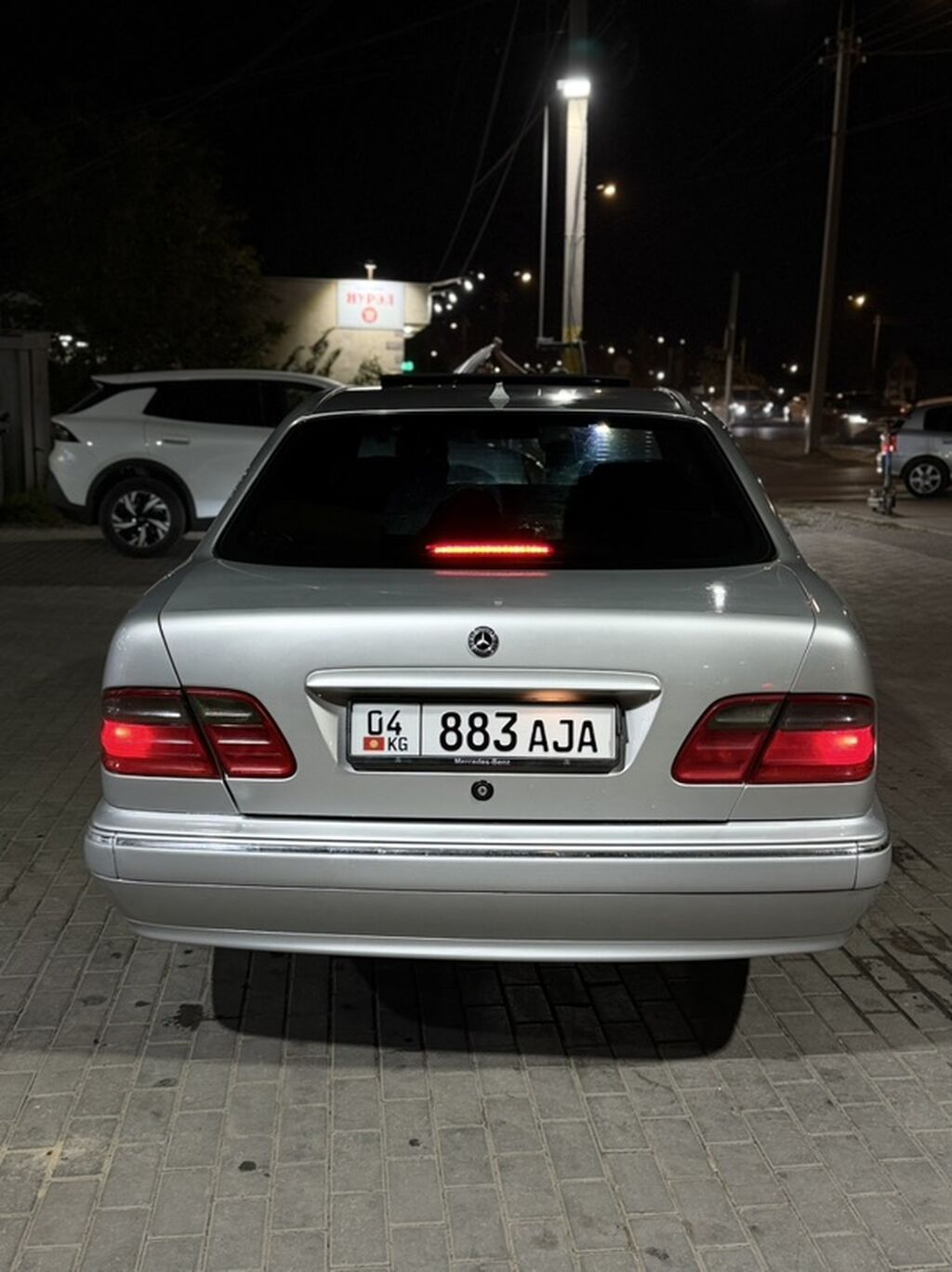 Mercedes-Benz E-Class: 2001 г., 3.2 л, Бензин, Седан: фото 5