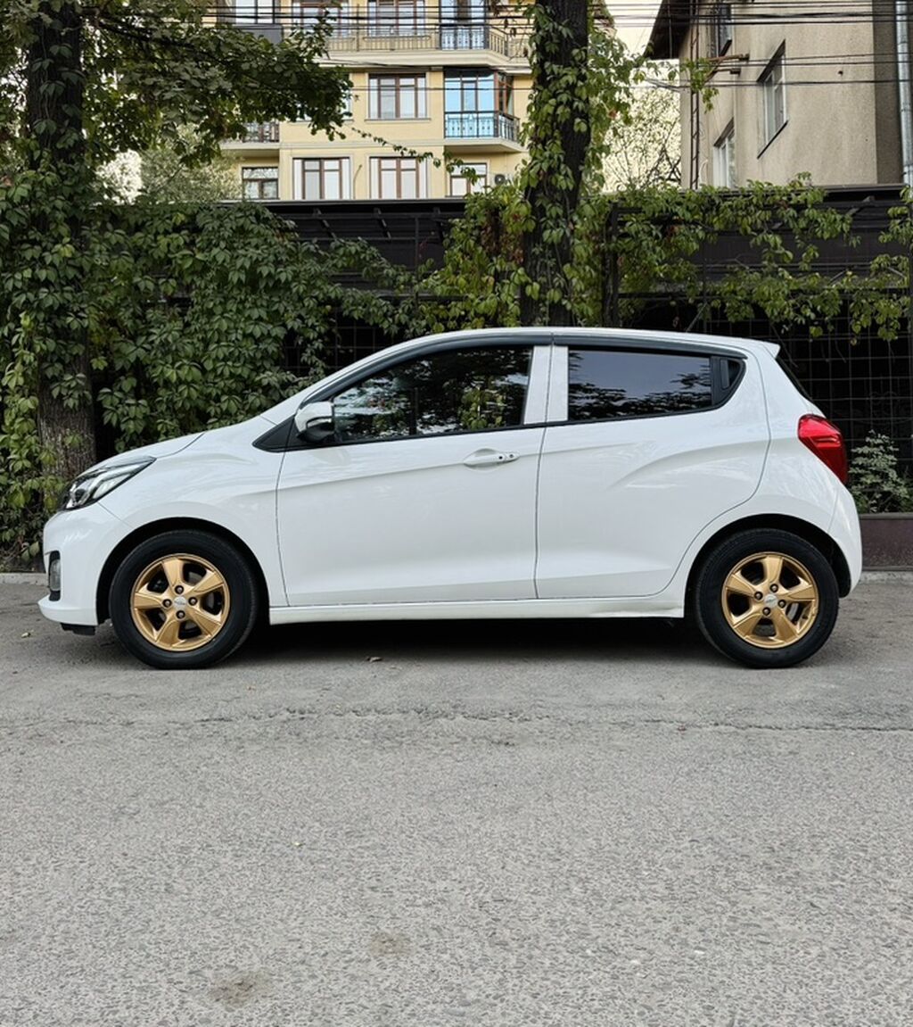 Chevrolet Spark: 2019 г., 1 л, Вариатор, Бензин, Хэтчбэк: фото 8