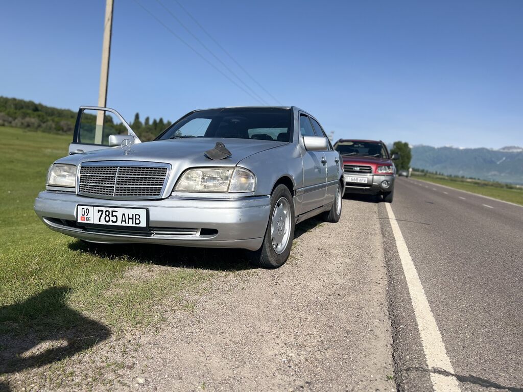 Mercedes-Benz C-Class: 1997 г., 2.8 л, Бензин, Седан: фото 2