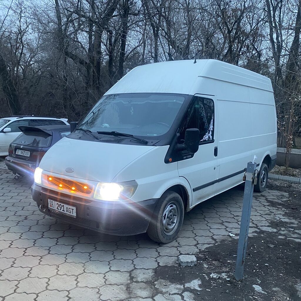 Ford Transit: 2003 г., 2 л, Механика, Дизель, Фургон: фото 3