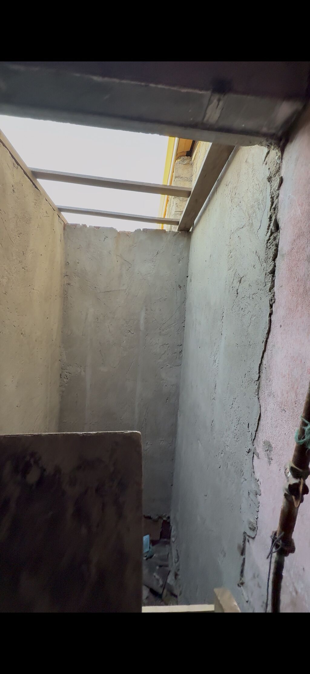 Suraxanı 4 otaqlı, 96 kv. m, Orta təmir