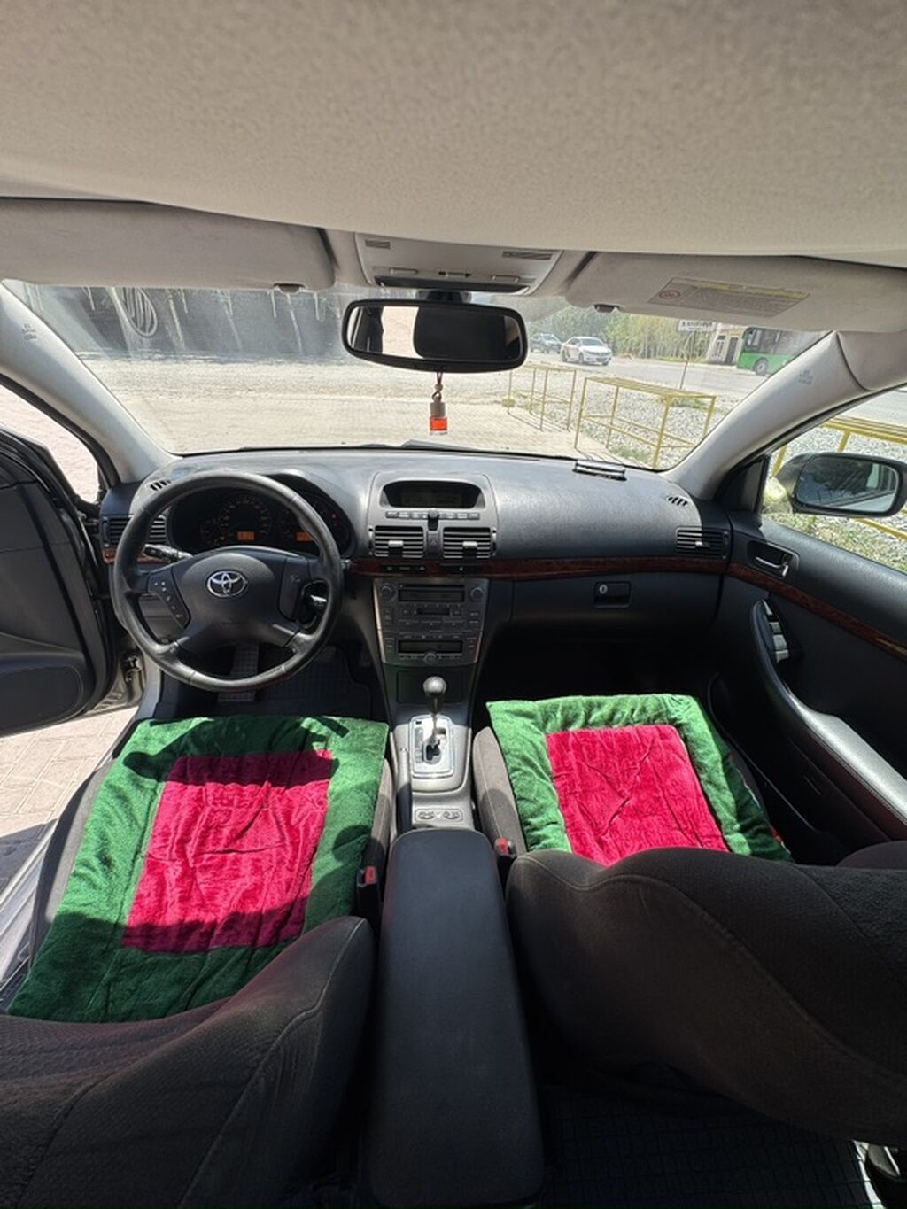 Toyota Avensis: 2005 г., 2.4 л, Автомат, Бензин, Седан: фото 7