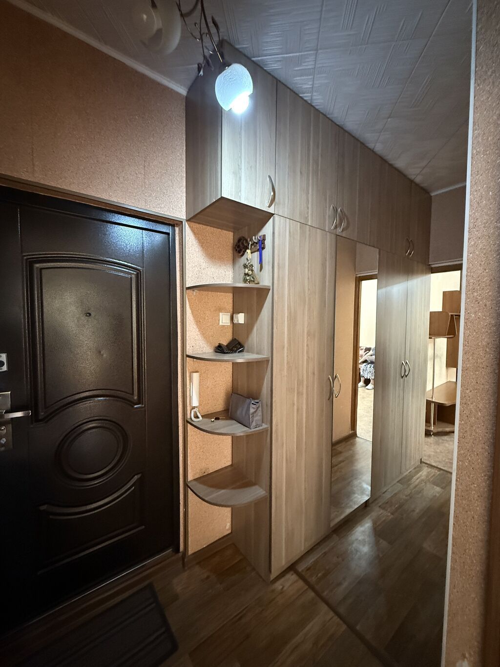 1 комната, 40 м², 11 мкр 105 серия, 4 этаж, Косметический ремонт: фото 5