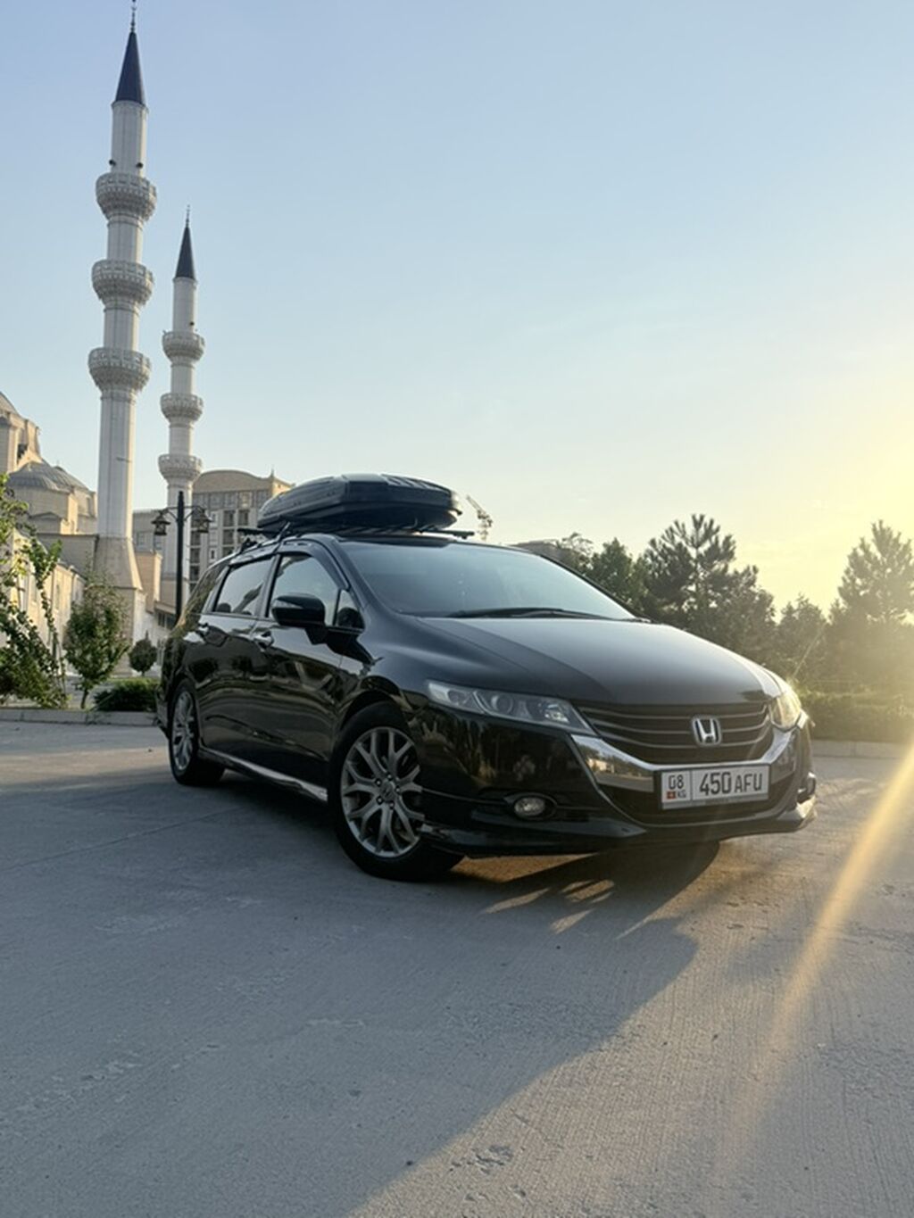 Honda Odyssey: 2009 г., 2.4 л, Автомат, Бензин, Универсал: фото 3