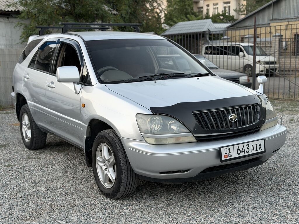 Toyota Harrier: 2000 г., 3 л, Бензин, Кроссовер: фото 1