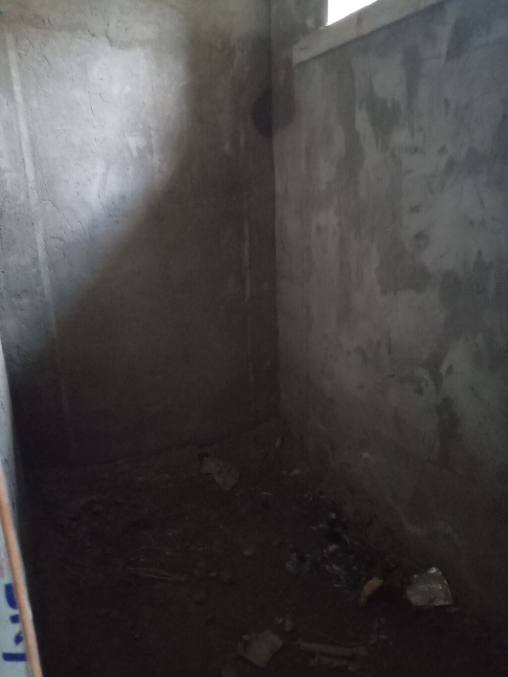 5 otaqlı, 180 kv. m, Kredit yoxdur, Təmirsiz