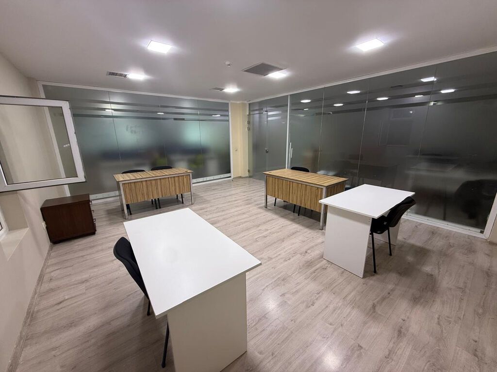 ✨ Nərimanovda, Əhməd Rəcəbli Küçəsində Prestijli Plazada Ofis İcarəyə