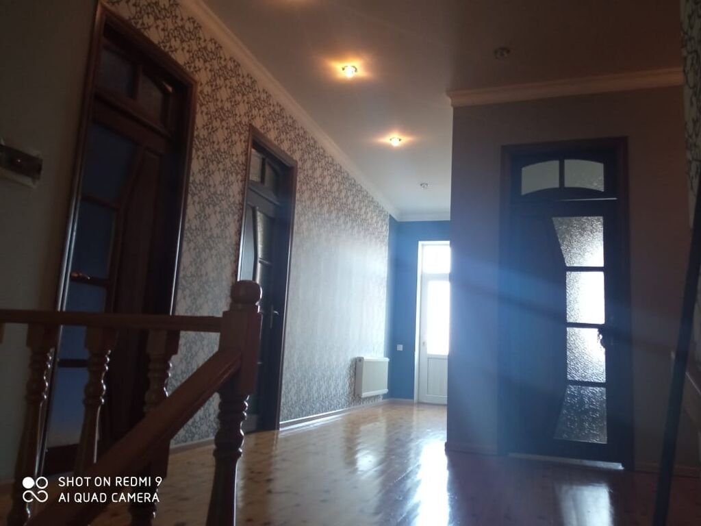 Bakıxanov qəs. 9 otaq, 330 kv. m, Orta təmir