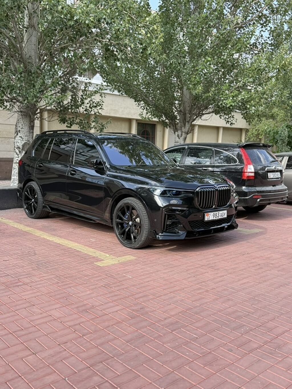 BMW X7: 2020 г., 4.4 л, Автомат, Бензин, Внедорожник: фото 1