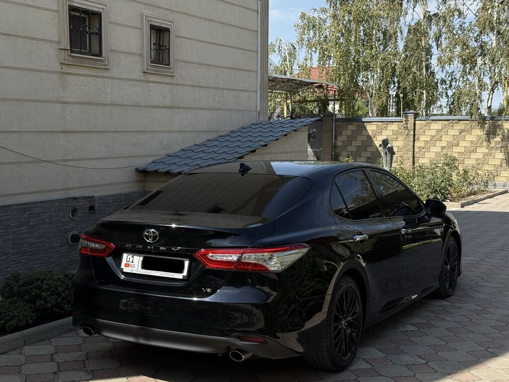 Toyota Camry: 2018 г., 3.5 л, Автомат, Бензин, Седан: фото 4