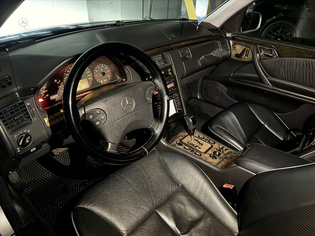 Mercedes-Benz E-Class: 2001 г., 3.2 л, Автомат, Бензин, Седан: фото 6