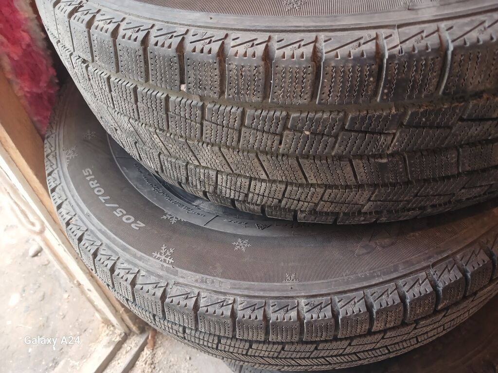 Комплект зимних шин GoodYear UltraGrip Ice (Ice Storm) — 4 шт. -: фото 3