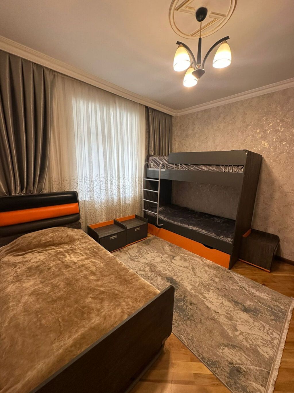4 otaqlı, Yeni tikili, 155 kv. m
