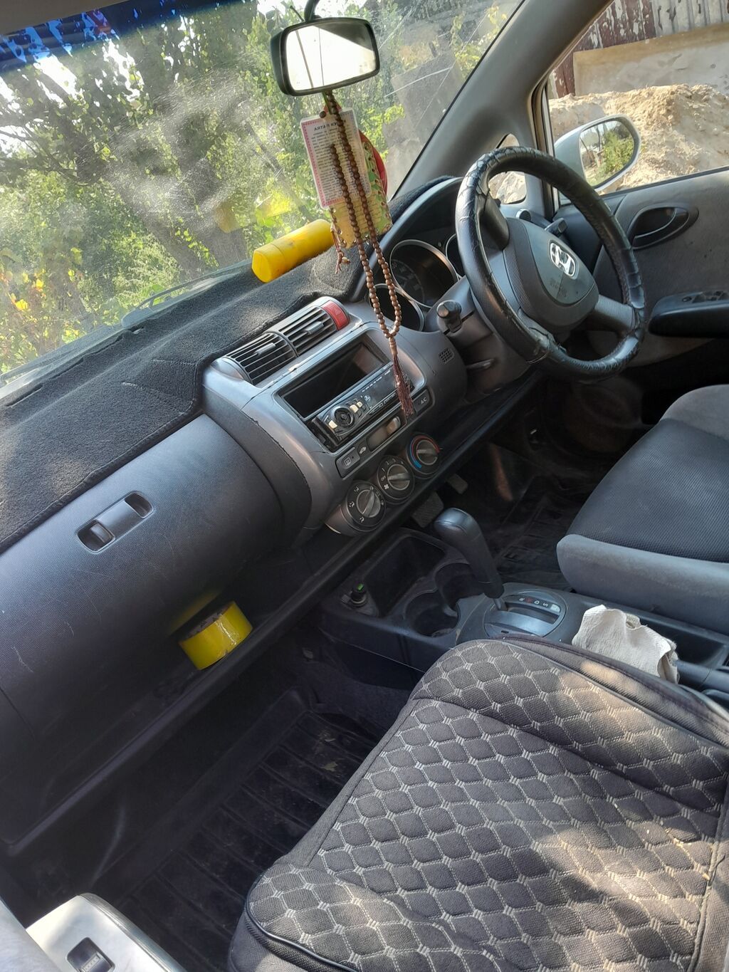 Honda Fit: 2001 г., Вариатор, Бензин, Хэтчбэк: фото 4