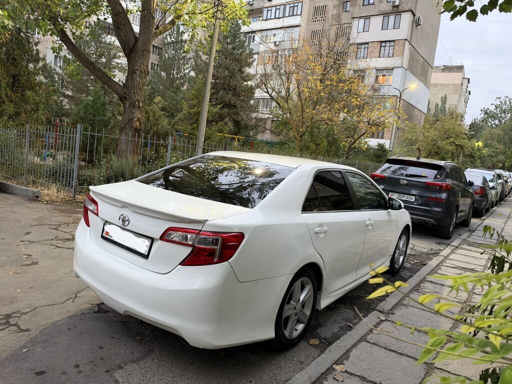 Toyota Camry: 2013 г., 2.5 л, Автомат, Бензин, Седан: фото 2