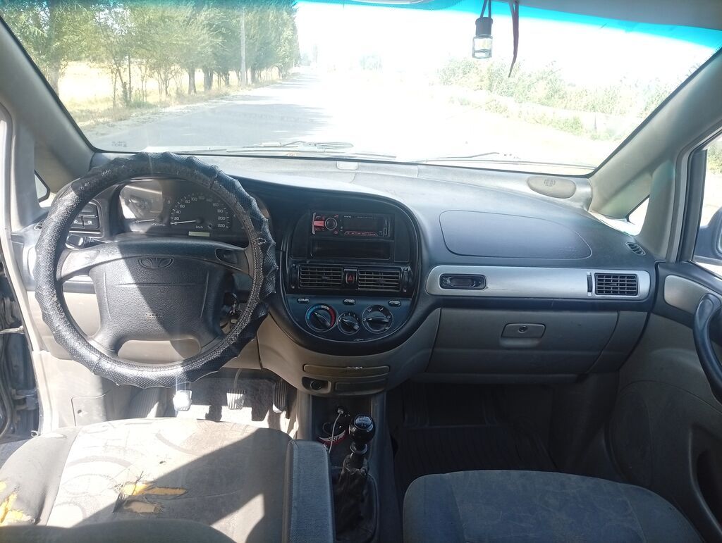 Daewoo Tacuma: 2001 г., 1.8 л, Механика, Бензин, Минивэн: фото 4
