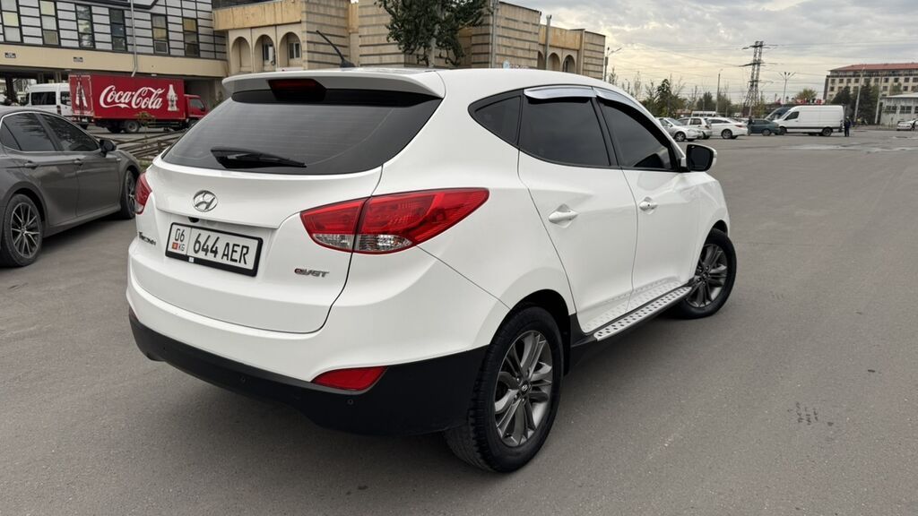 Hyundai Tucson: 2013 г., 2 л, Автомат, Дизель, Кроссовер: фото 2