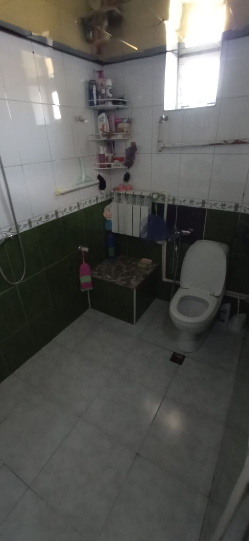 2 mərtəbəli fərdi yaşayış evi - Tikinti: Kəsmə daş divarlar, dalbat