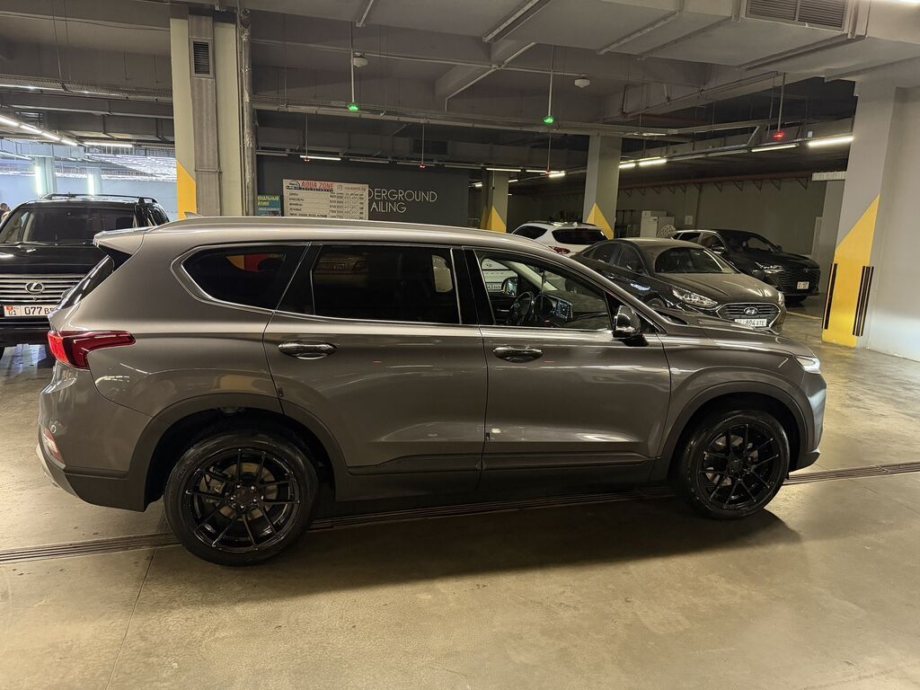 Hyundai Santa Fe: 2019 г., 2 л, Автомат, Дизель, Кроссовер: фото 7