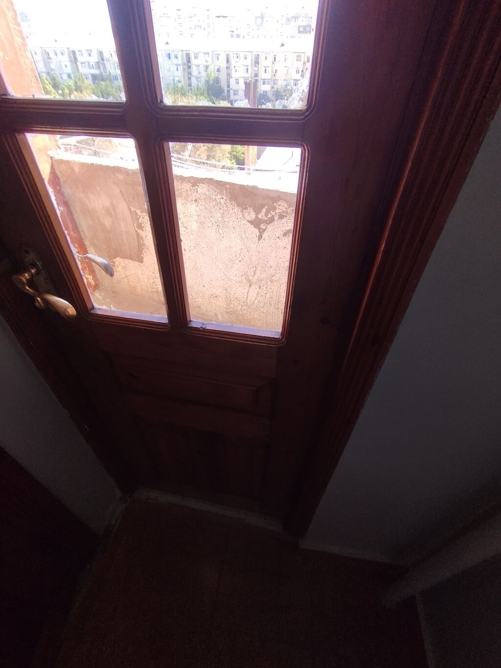 Saray, 3 otaqlı, Köhnə tikili, 67 kv. m