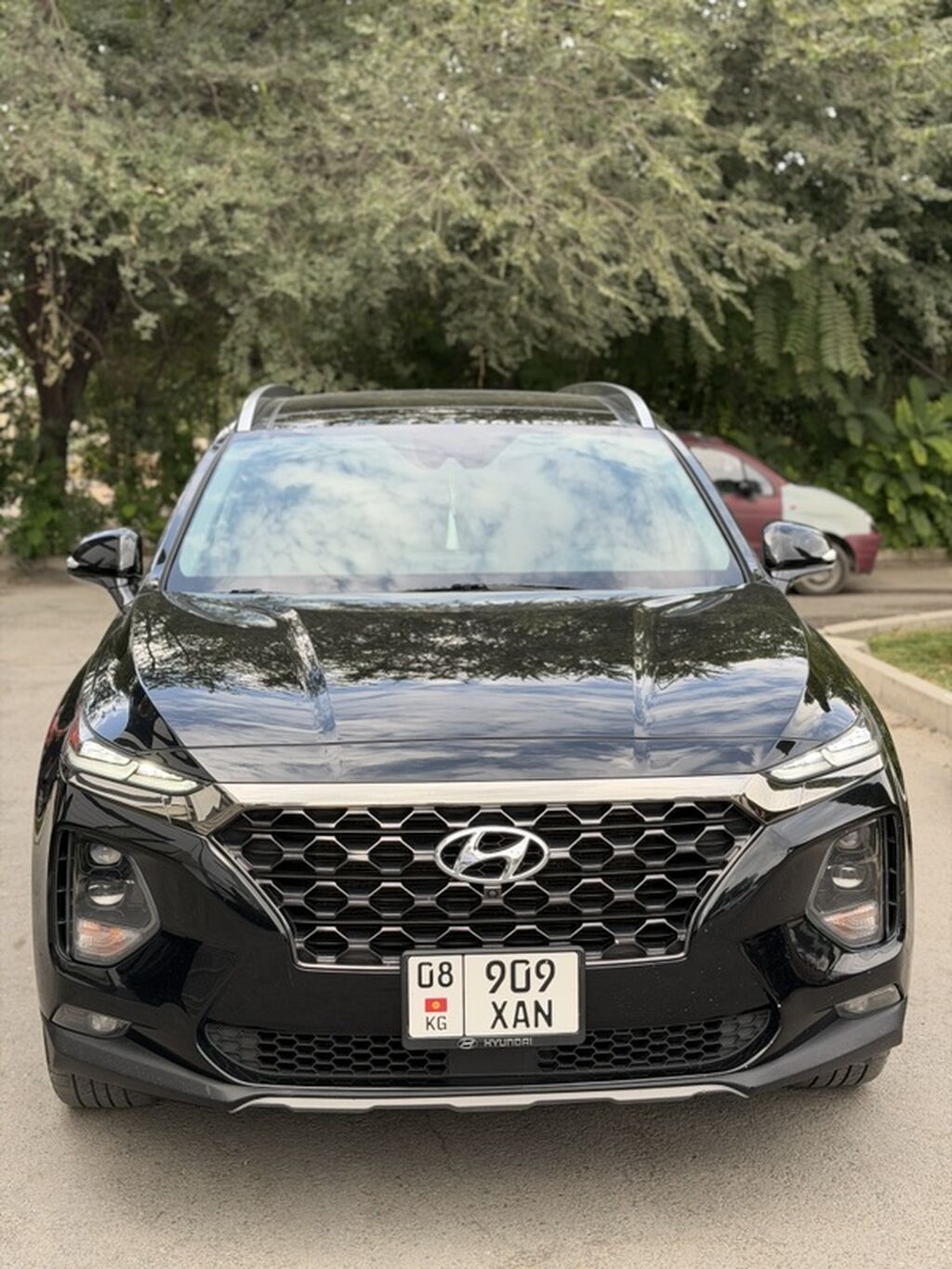 Hyundai Santa Fe: 2018 г., 2.4 л, Автомат, Бензин, Кроссовер: фото 2
