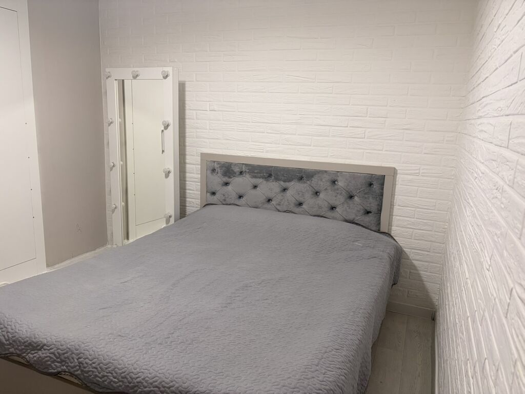 2 комнаты, 56 м², Восток-5 мкр 106 серия улучшенная, Цокольный этаж этаж, Свежий ремонт: фото 1
