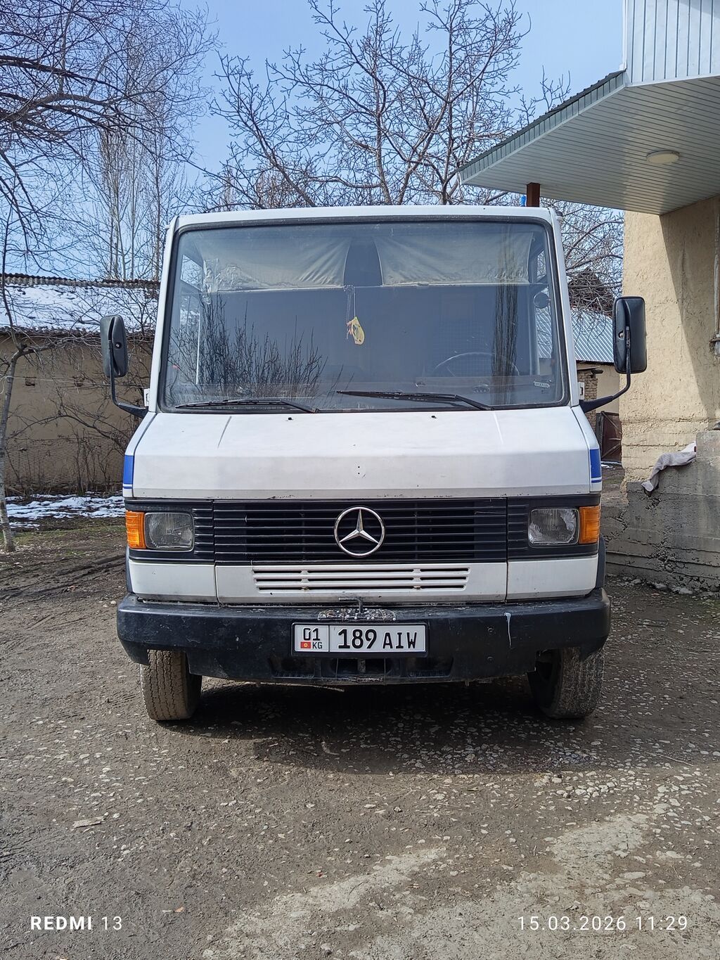 Mercedes-Benz T2