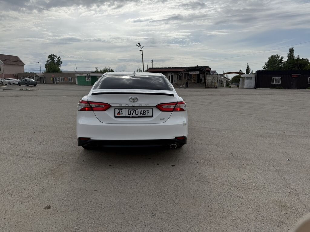 Toyota Camry: 2020 г., 2.5 л, Седан: фото 4